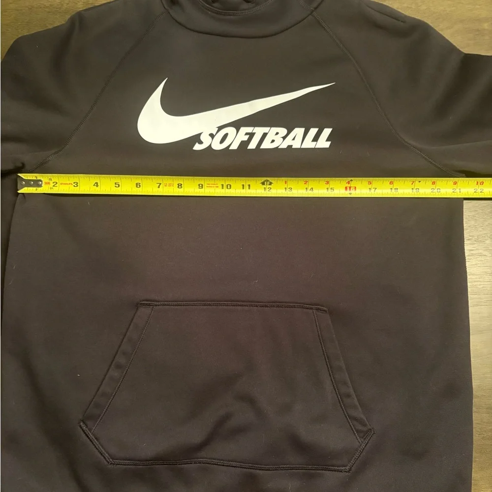 Women’s Nike Black Softball Hoodie Pullover size Medium softball 🥎 - Picture 6 of 11